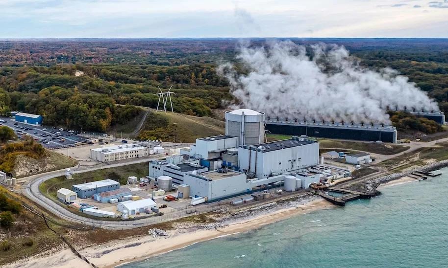 Aerial photograph of Palisades Nuclear Power Plant on the shore of Lake Michigan, Michigan